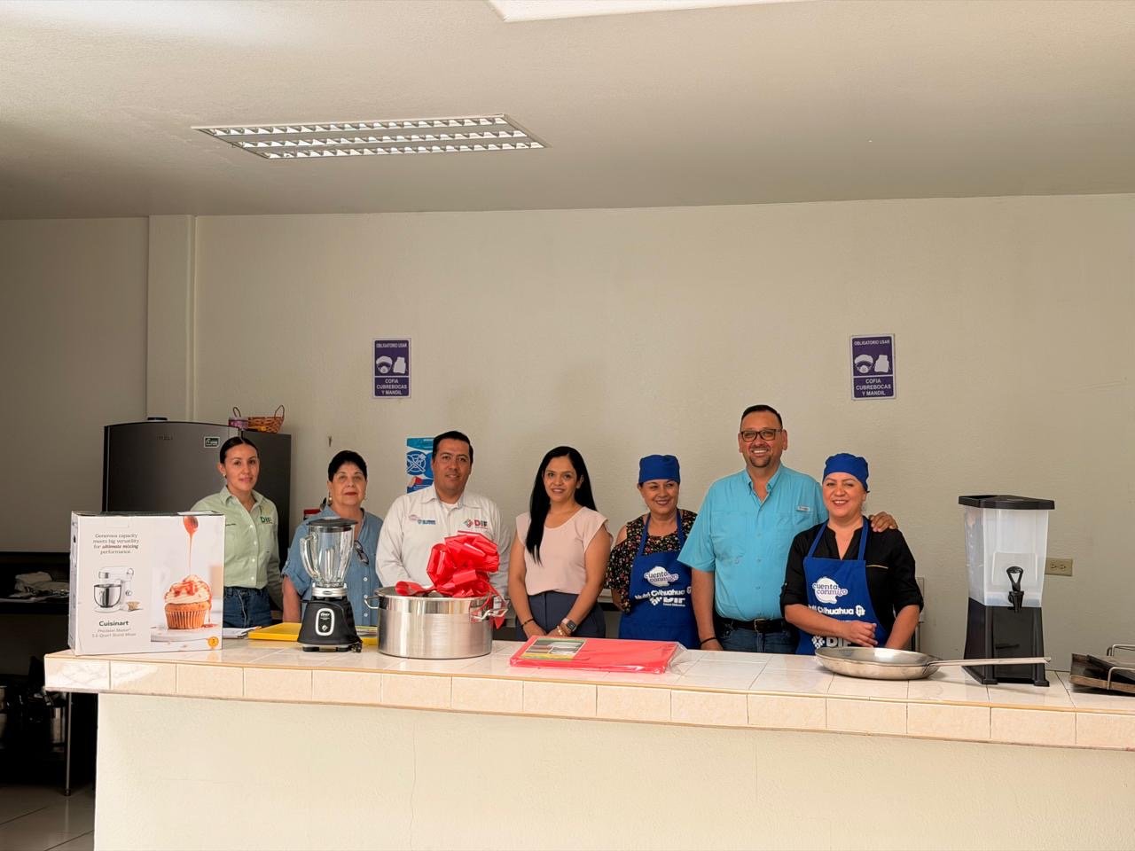 Entrega DIF Estatal equipamiento para comedores de Ojinaga y Buenaventura