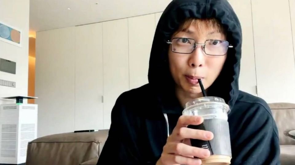 Integrante de BTS habla por primera vez tras críticas por asistir a concierto de Chris Brown; pide separar al artista de la persona