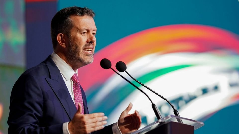 “No podemos aceptar una discriminación innecesaria”: Larry Rubin llama a los senadores a rechazar la reforma que prohíbe la doble nacionalidad