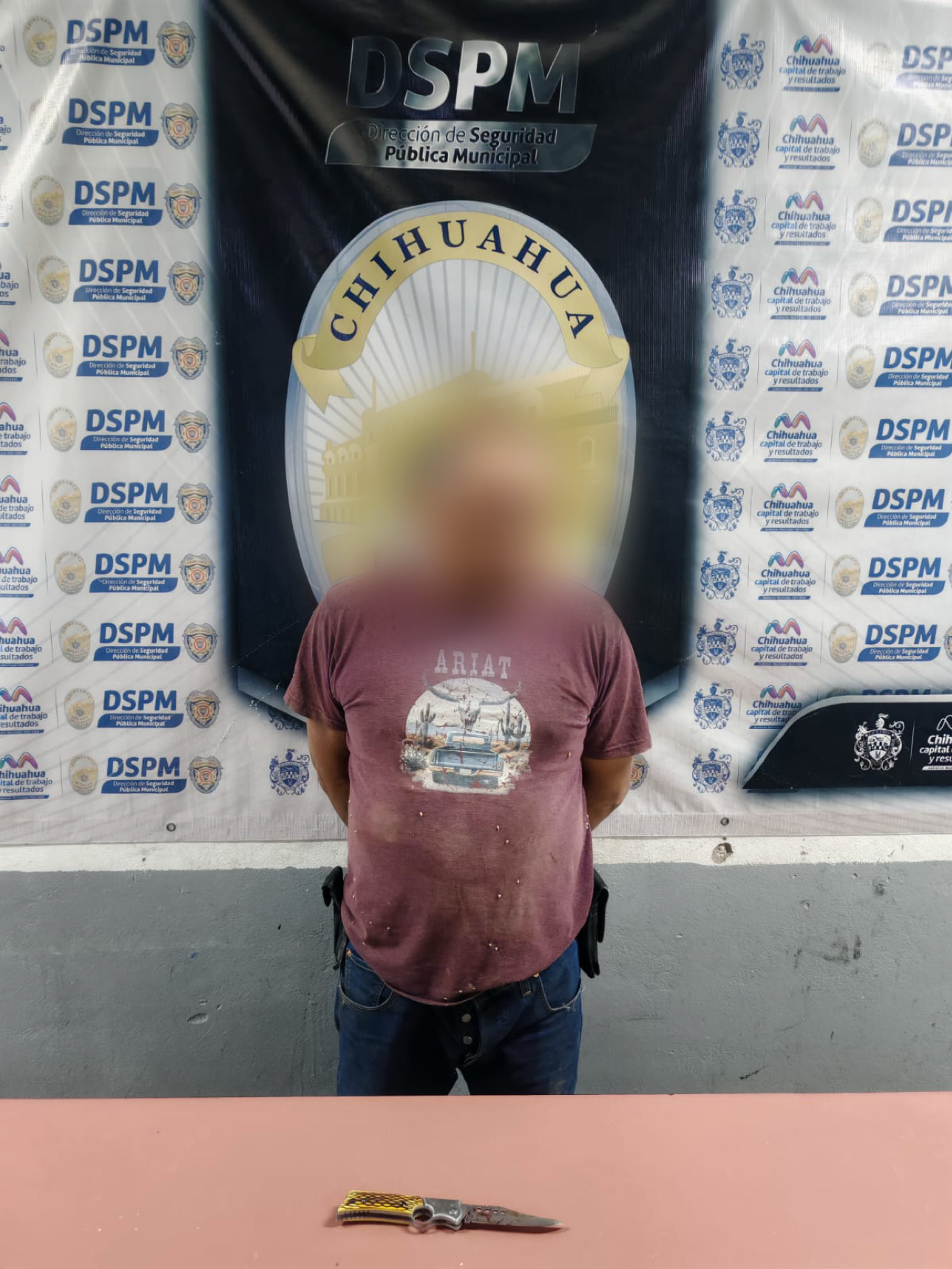 Sujeto apuñaló a su pareja en múltiples ocasiones, intentó darse a la fuga