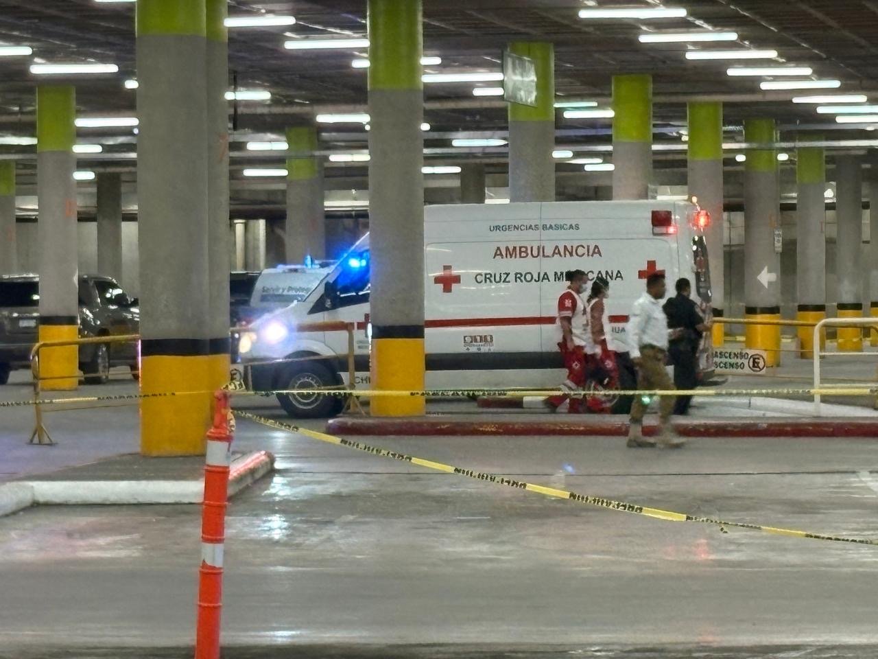 Tras homicidio en estacionamiento de Fashion Mall van por cateos para ubicar a responsables