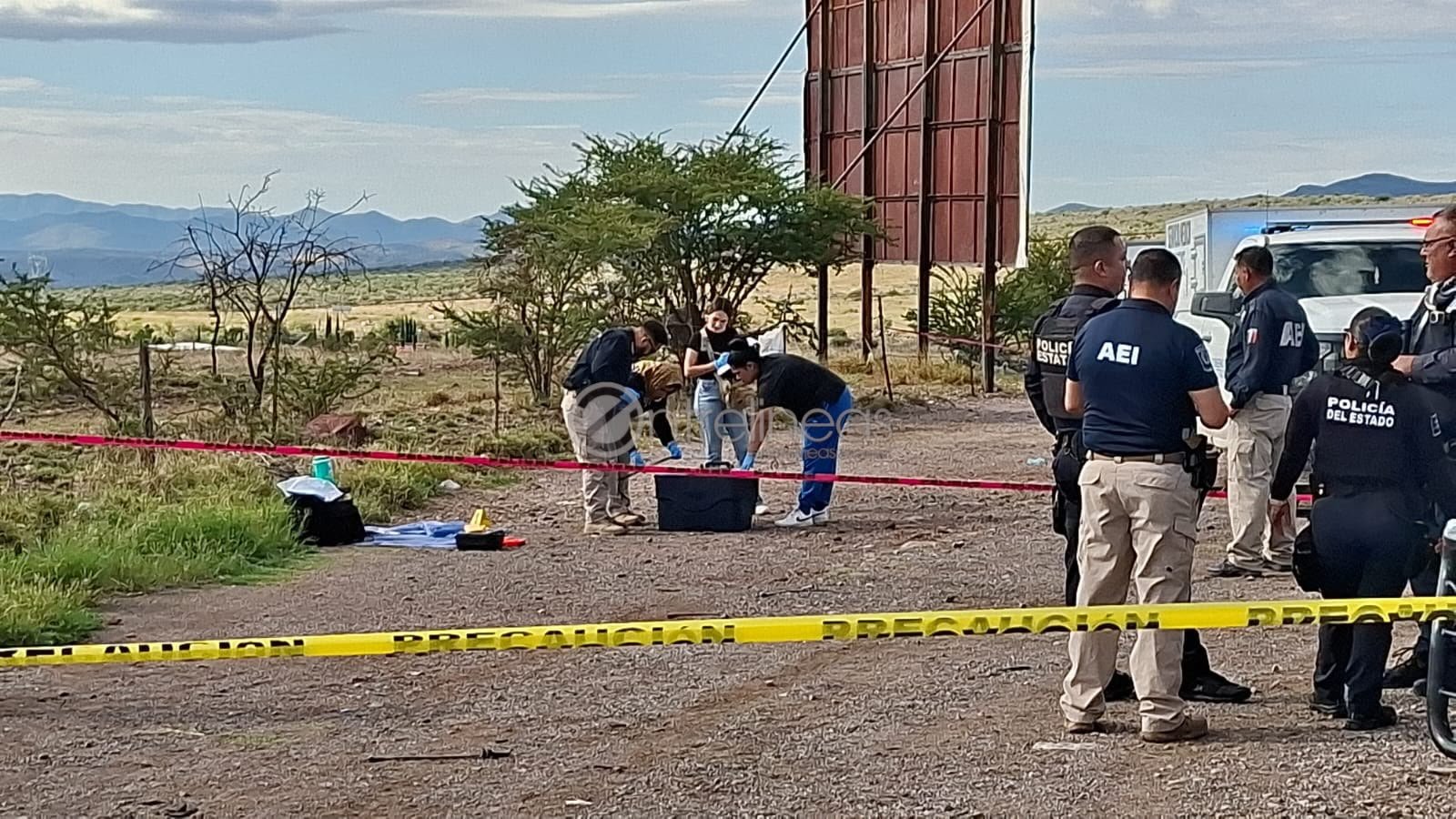 Dejan dos cabezas humanas en una hielera a un costado de la carretera Chihuahua a Cuauhtémoc