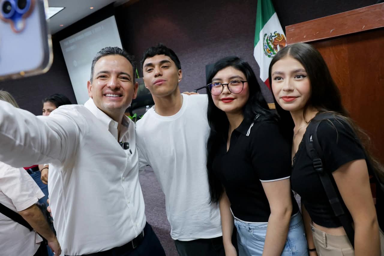 Los jóvenes de Juárez tienen el poder de cambiar su ciudad: Marco Bonilla