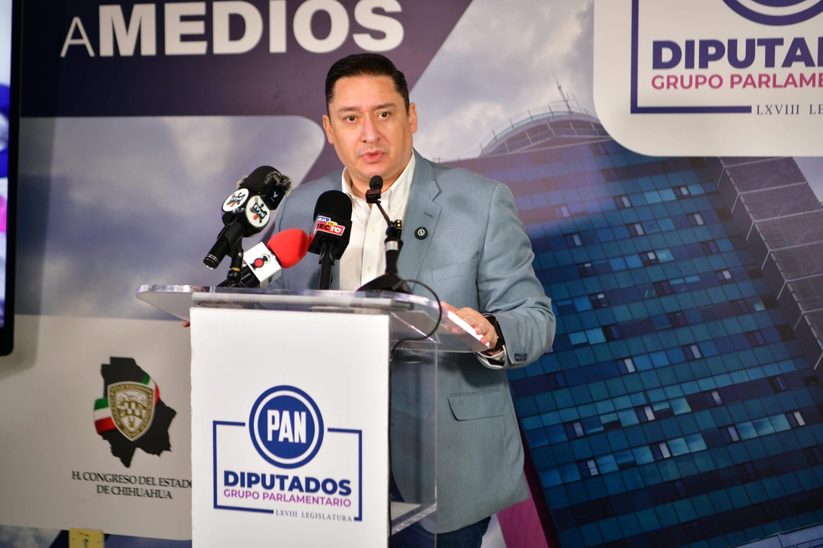 “Hay una intervención de Morena al interior del Consejo del IEE; vamos por acciones legales”: GPPAN por imposición de candidatas