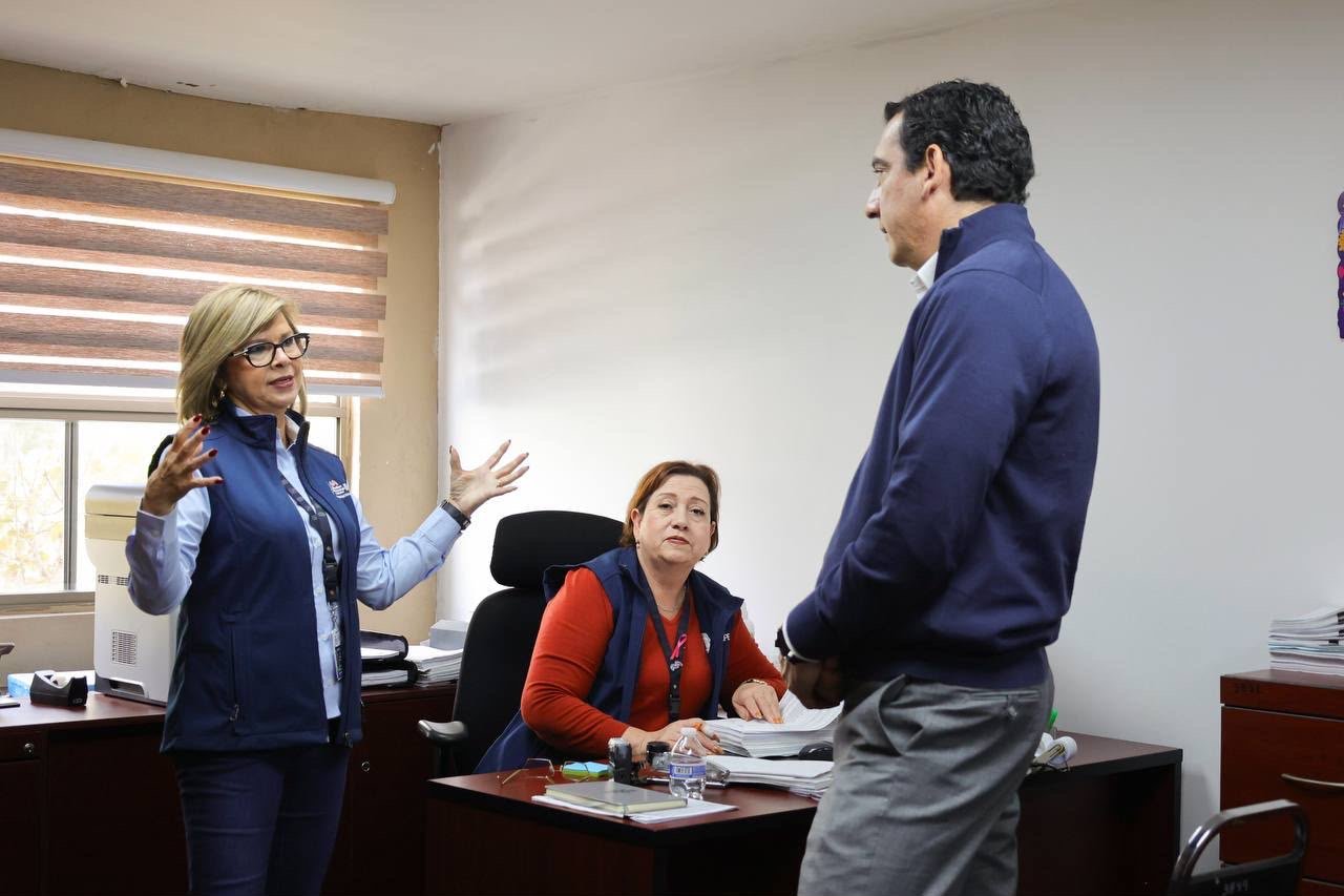 Gracias por los resultados: Rene Chavira visita dependencias y llama a reforzar trabajos
