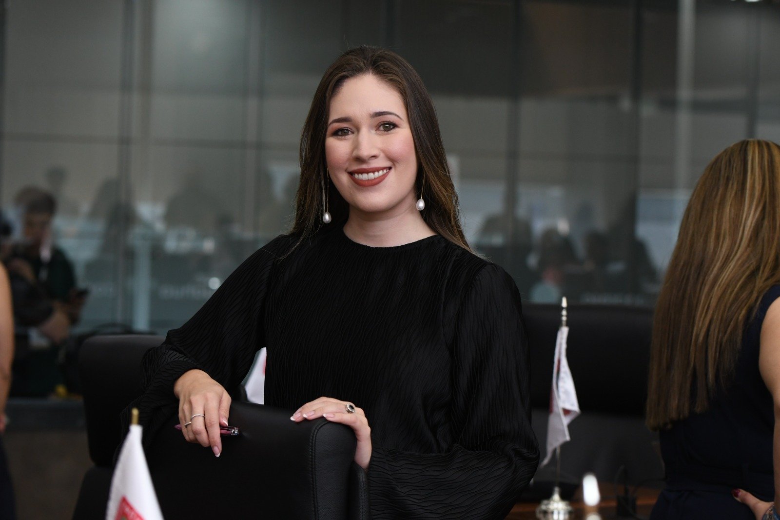 Para comentar en mis redes, muy activo, para ver las zanjas y fugas reportadas, en visto: Alma Portillo a titular de la JMAS Parral