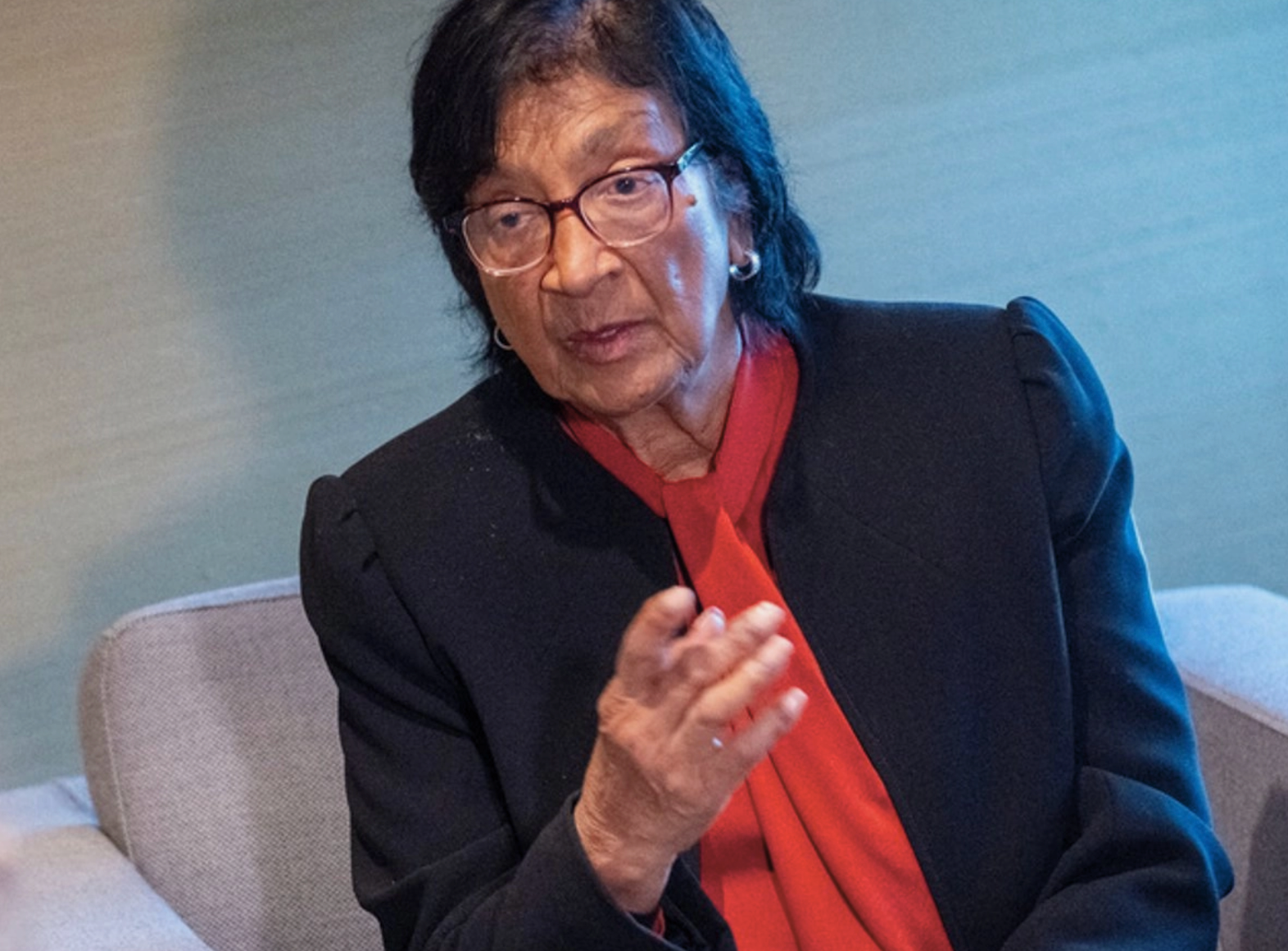 Nobel de la Paz, Navi Pillay, reitera condena a sanciones de EU contra la CPI