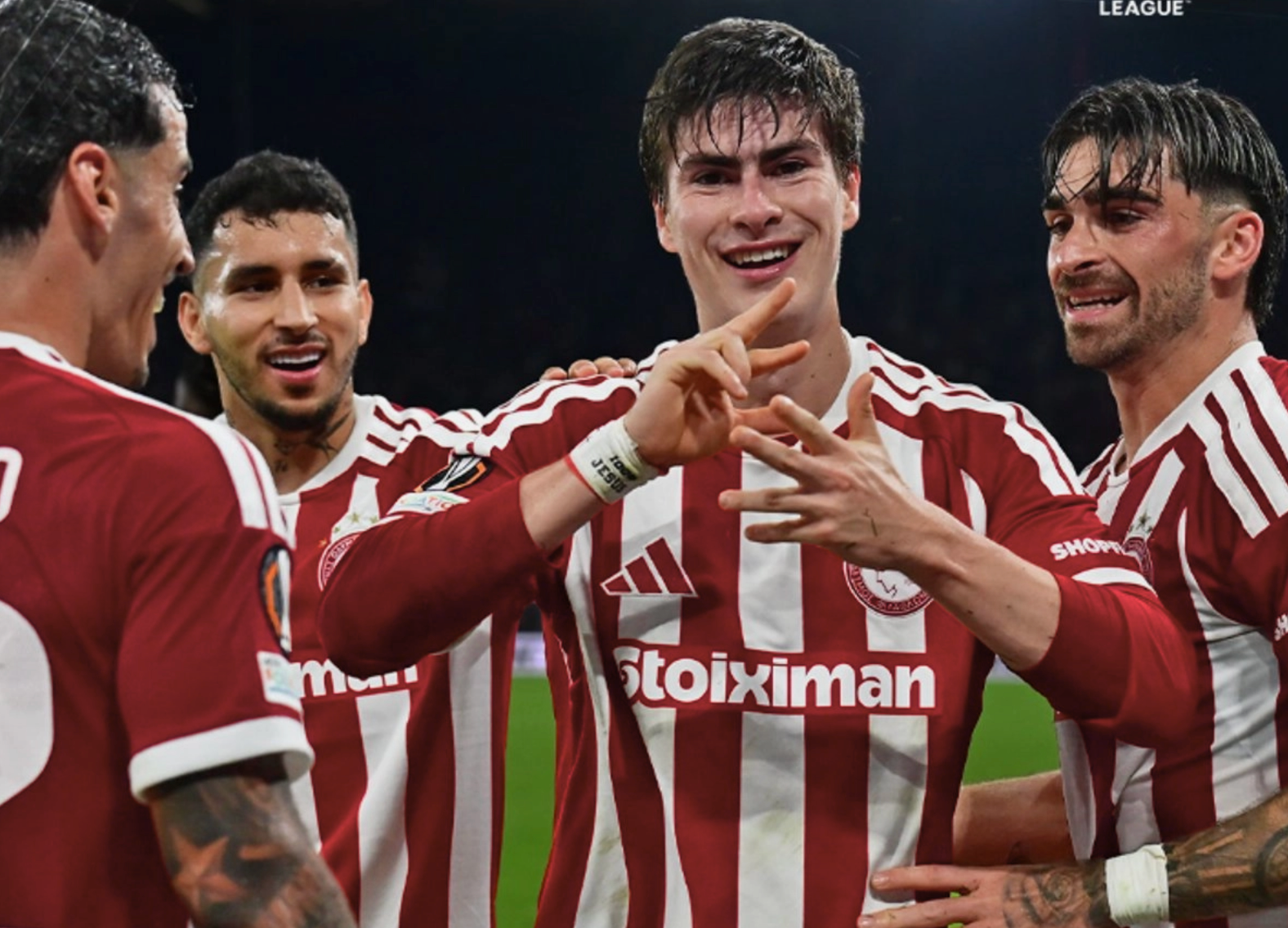 ‘Hormiga’ González le da victoria al Olympiacos en la Europa League 