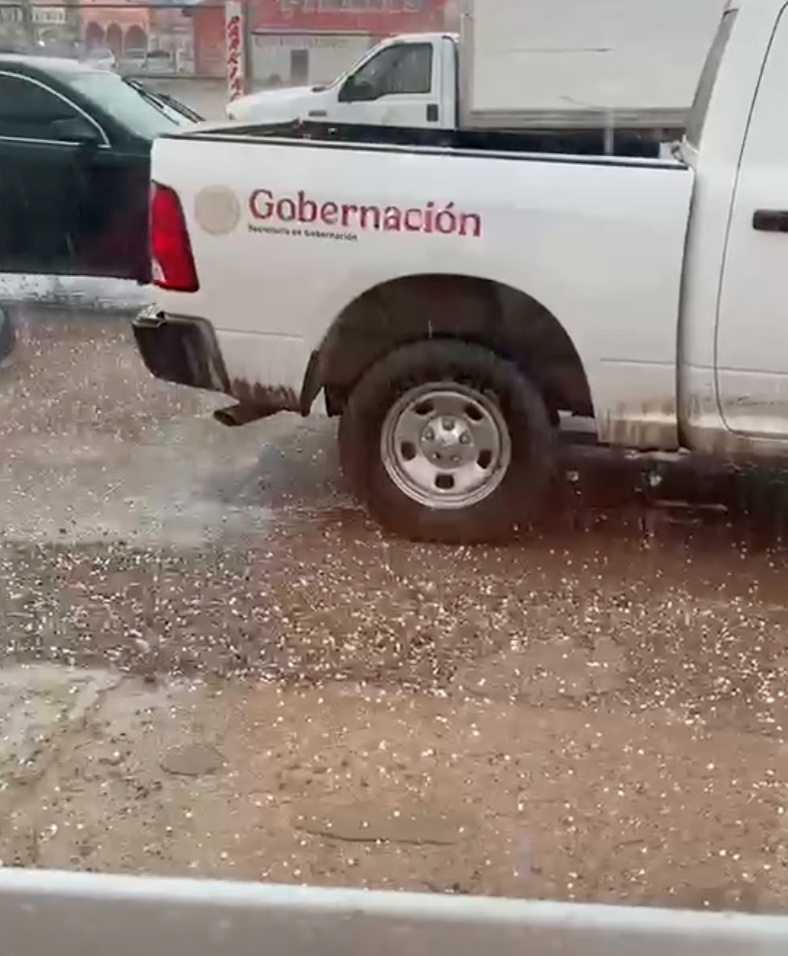 Confirman caída de lluvia y granizo en Puerto Palomas tras alertas de Protección Civil