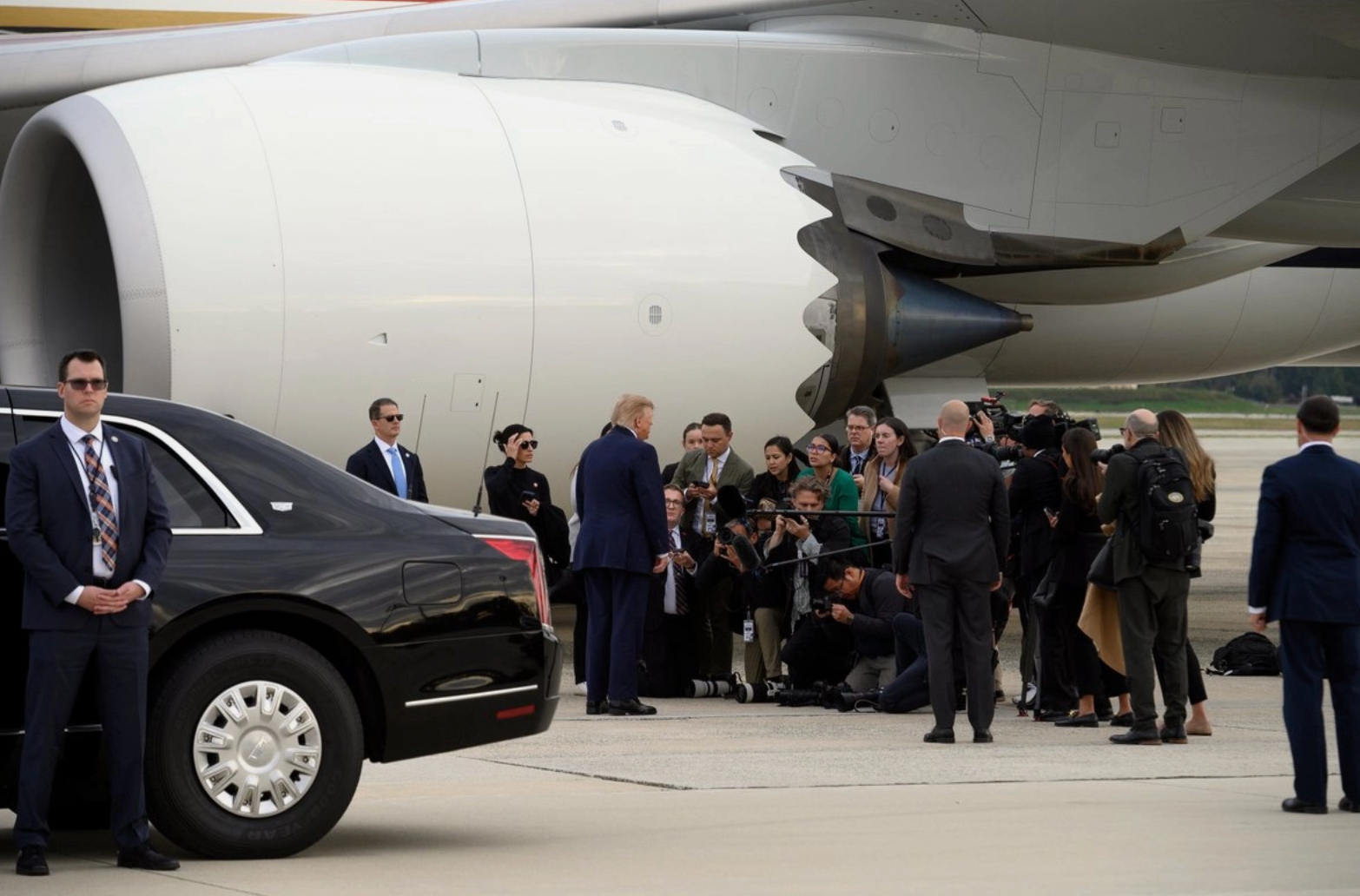 Trump se desmarca de la autoproclamación de Flávio Bolsonaro en EU
