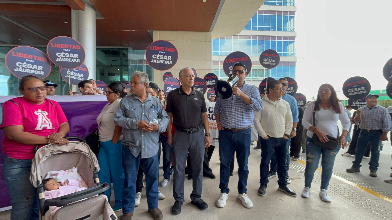 Exigen panistas libertad para César; advierten que hoy es él y mañana podría ser cualquiera