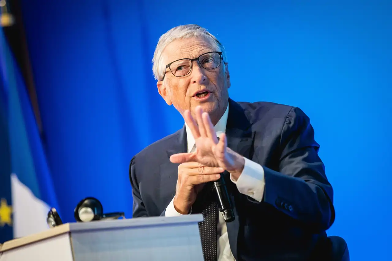Bill Gates califica a la IA como “la tecnología más peligrosa” jamás inventada