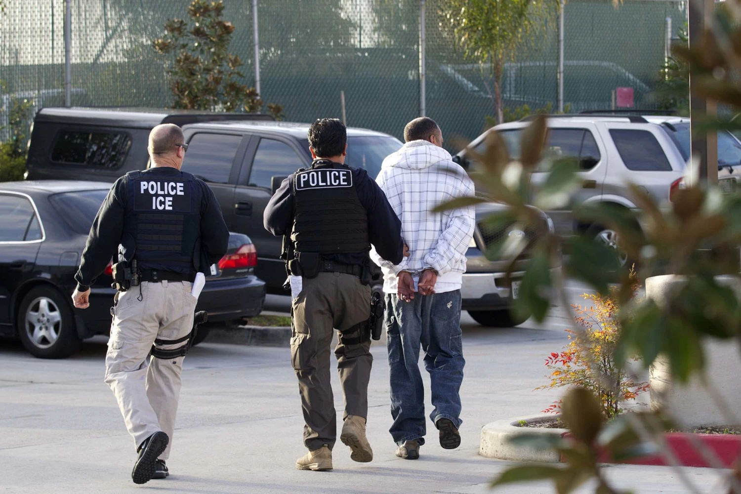 ICE alcanza un récord de deportaciones por día desde el regreso de Trump