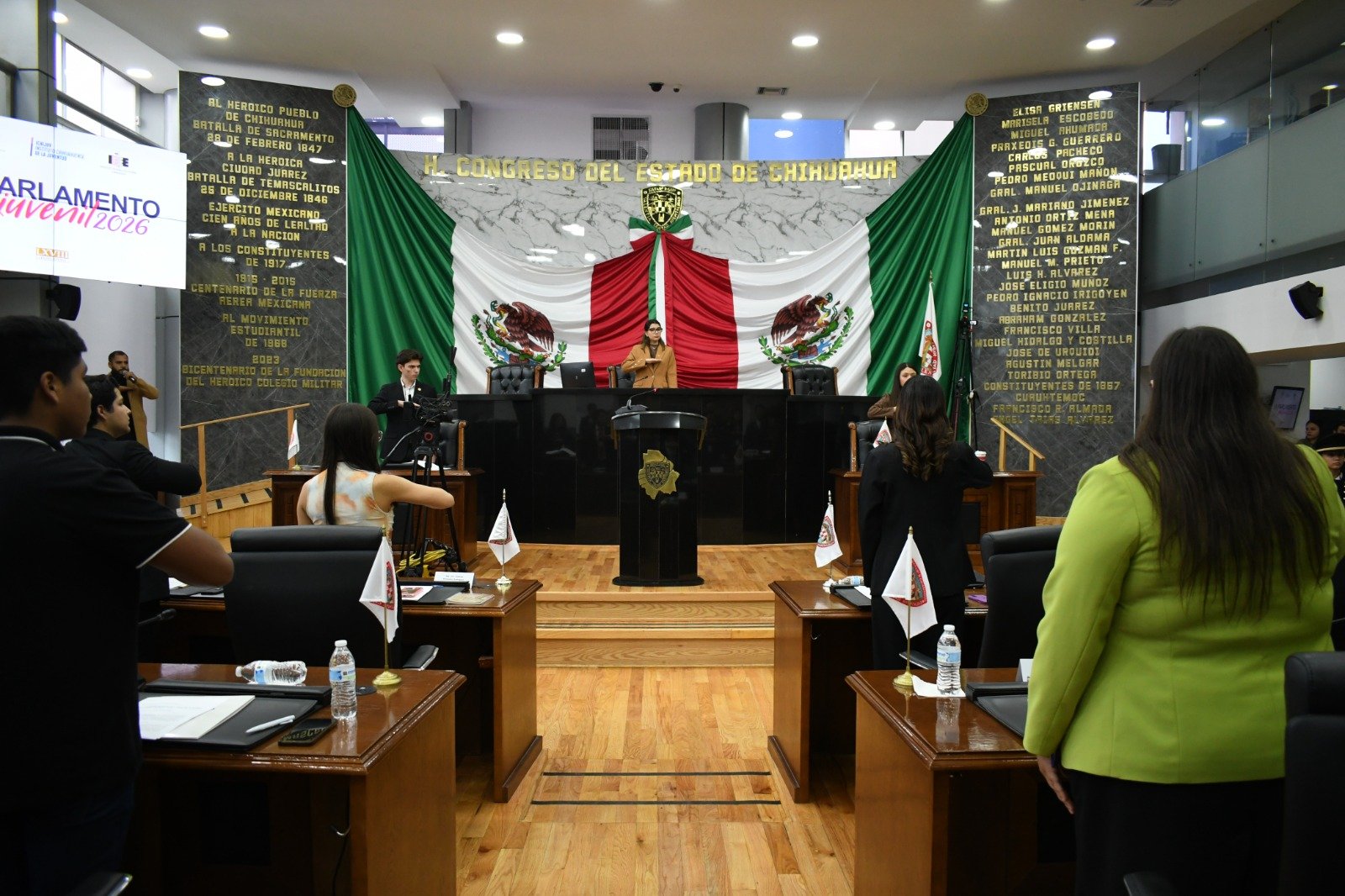 Parlamento Juvenil Chihuahuense 2026, simula sesión legislativa