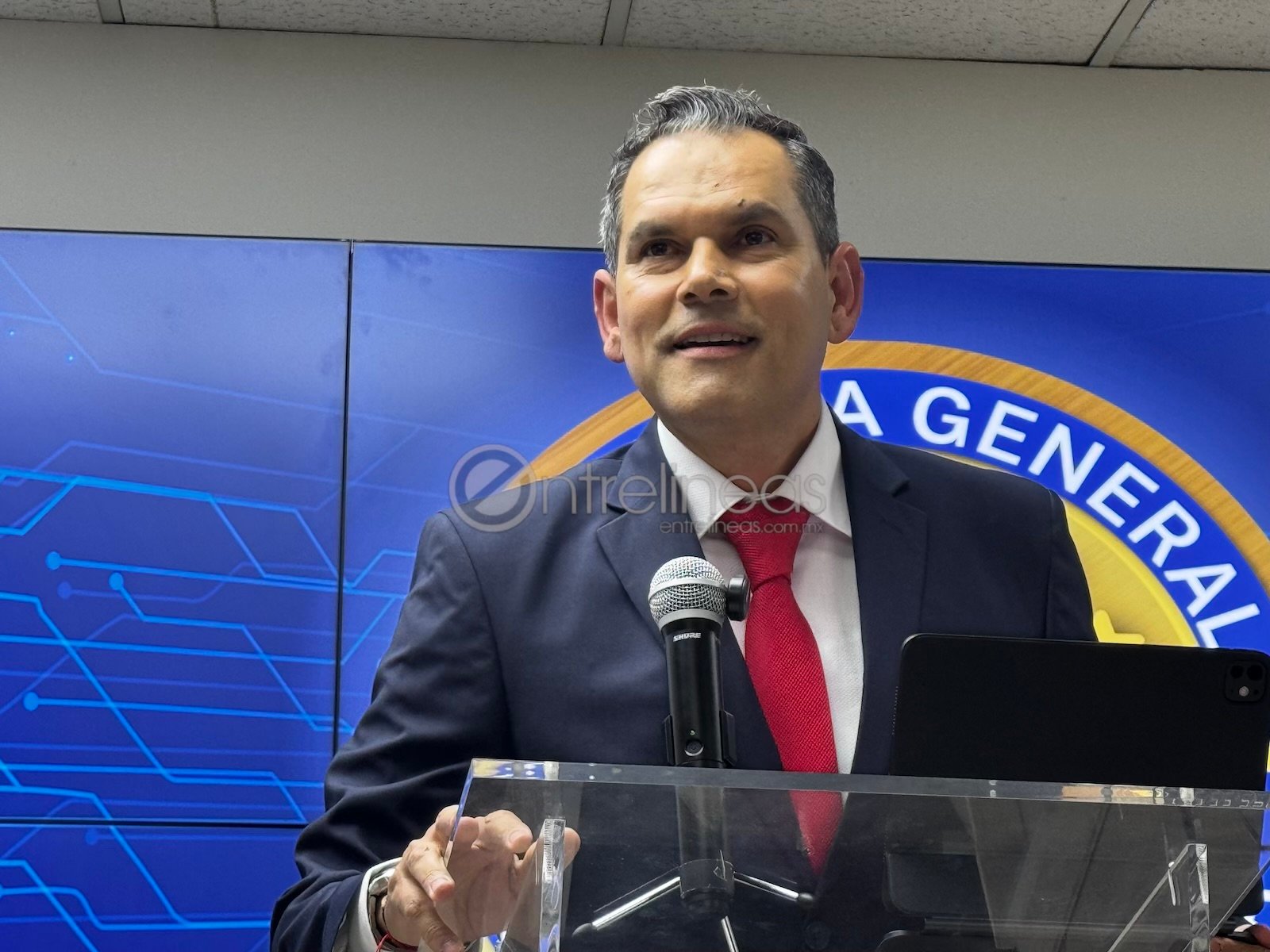 Descarta Loya trasfondo político en su nombramiento como fiscal