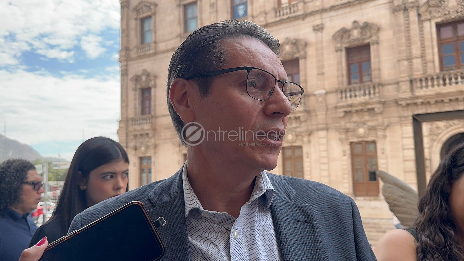 Inicia Hacienda contratación para proyecto de semaforización en la capital, quedaría en 2 años