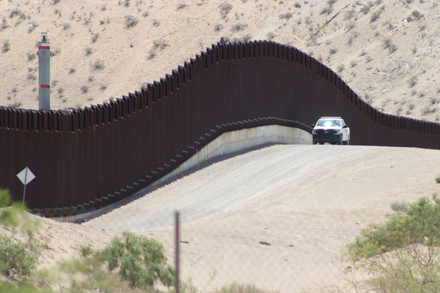 Prohíbe Estados Unidos drones en frontera con México